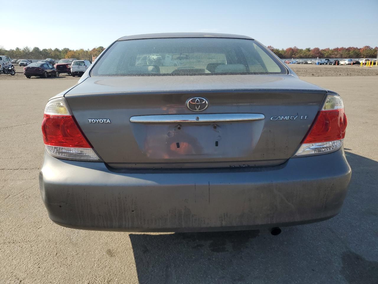 2005 Toyota Camry Le VIN: 4T1BE32K05U531558 Lot: 77344404