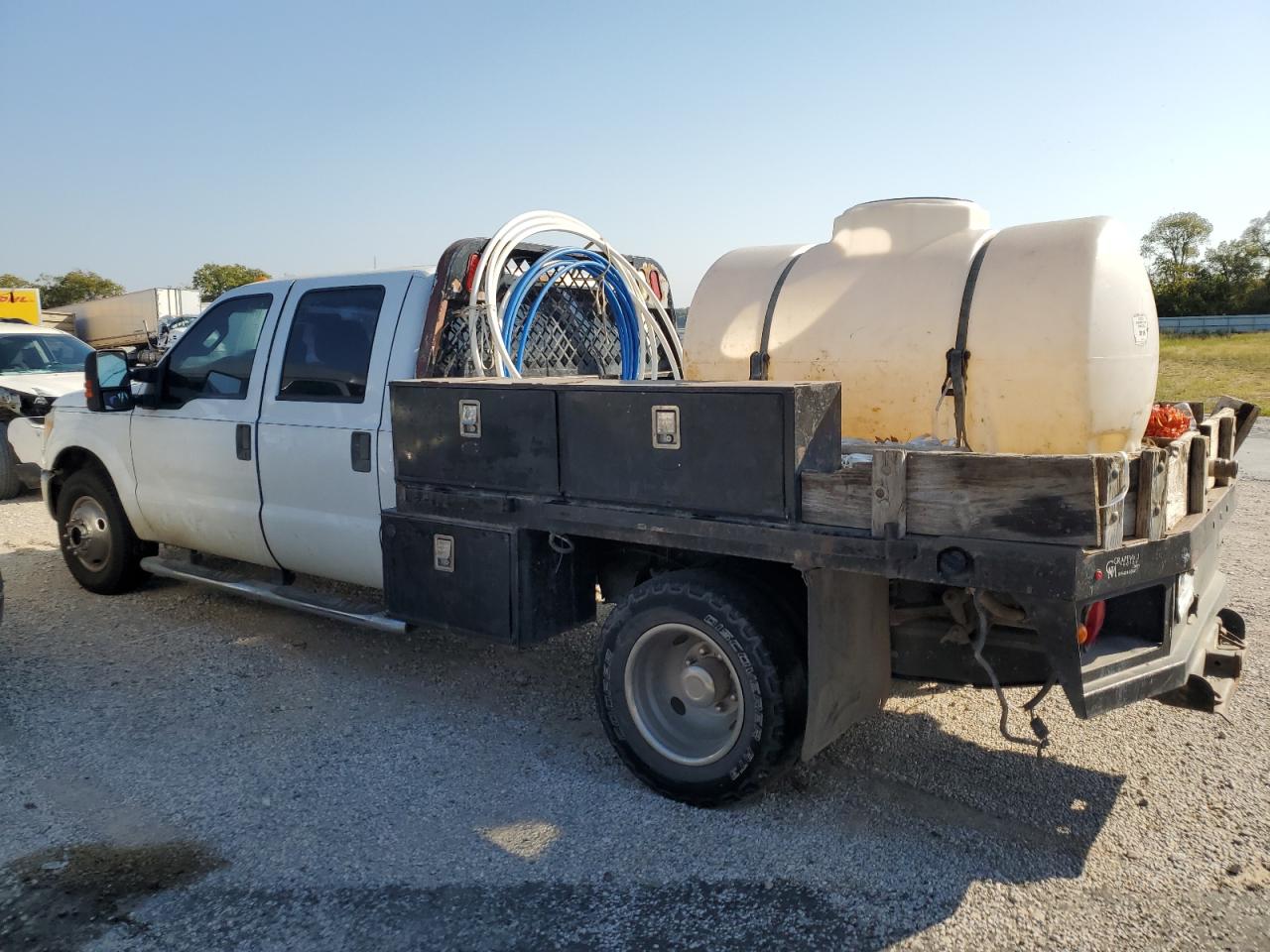2011 Ford F350 - Image 2