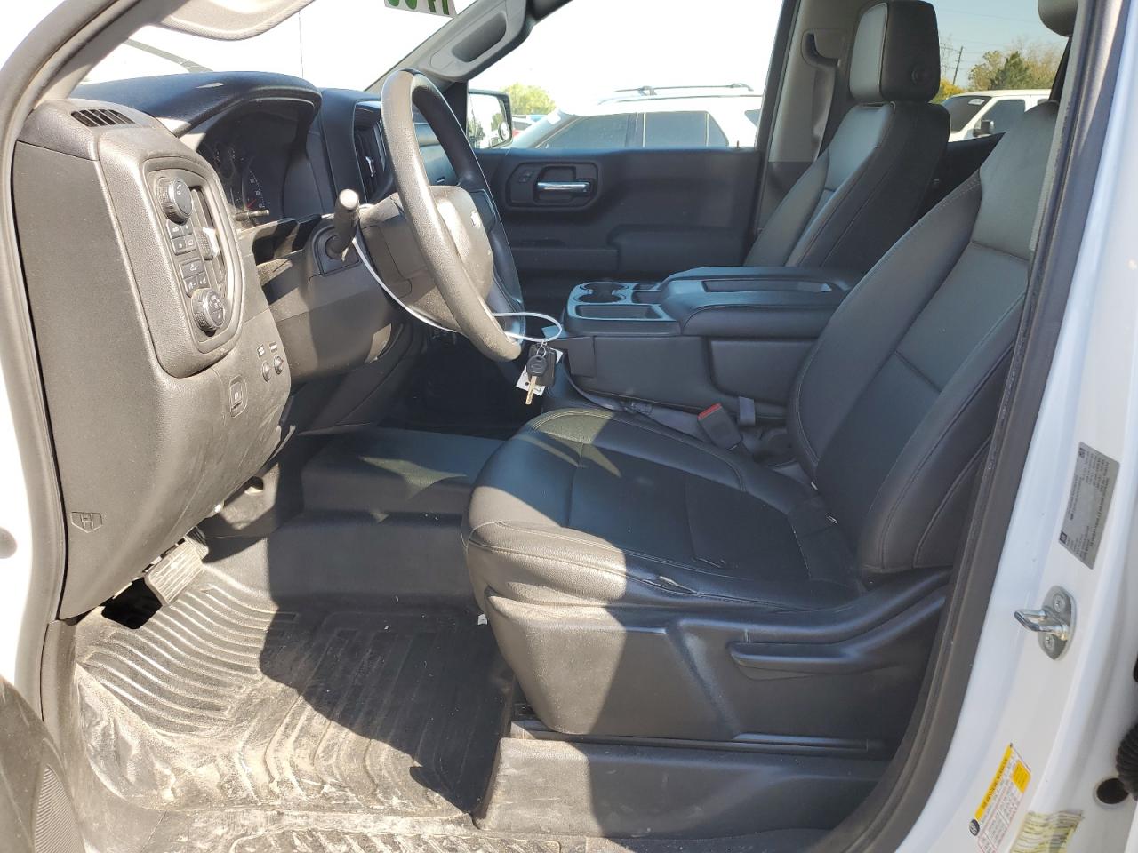 1GCRYAEH2KZ296402 2019 Chevrolet Silverado K1500