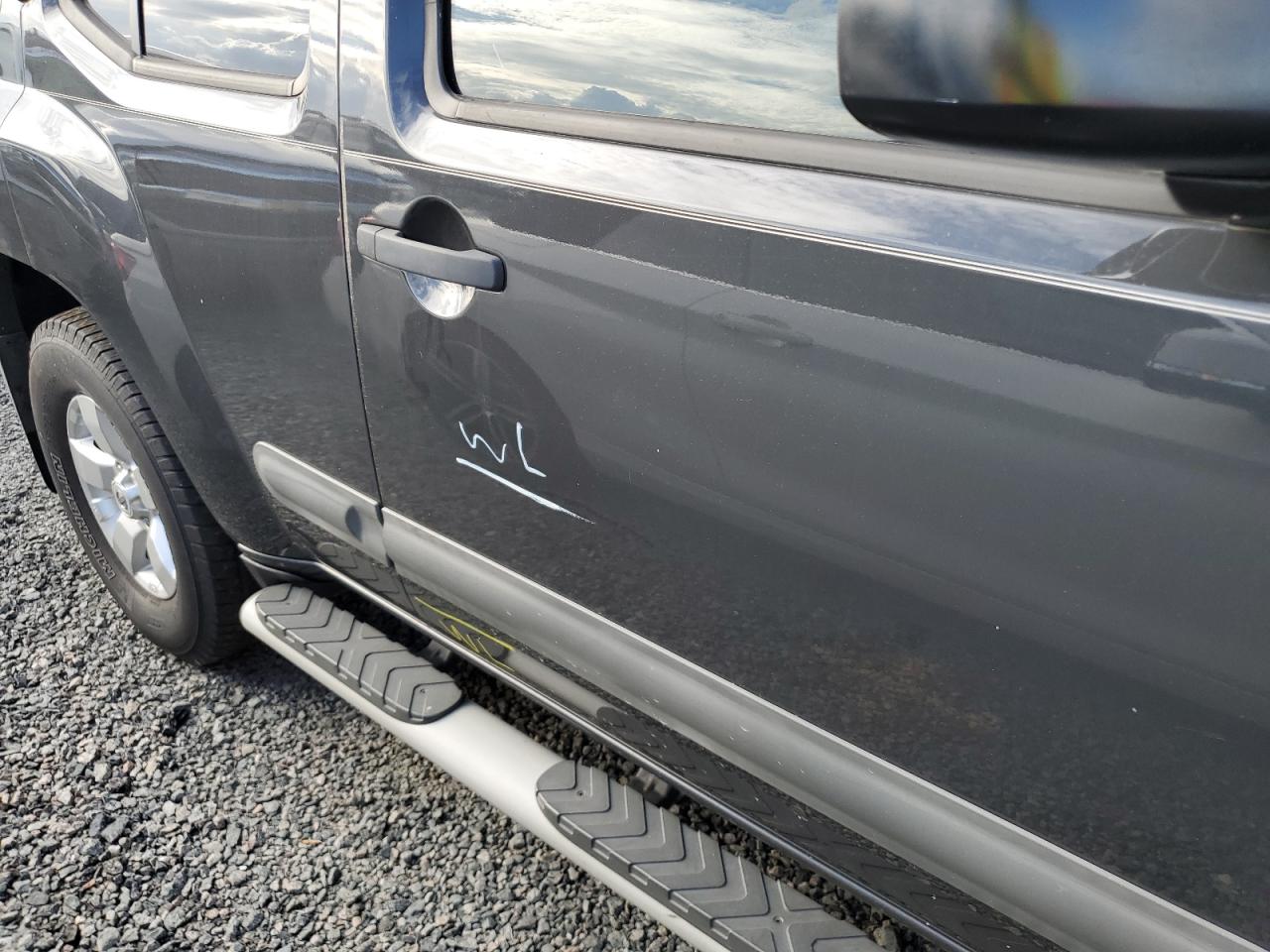 2013 Nissan XTerra - Image 12