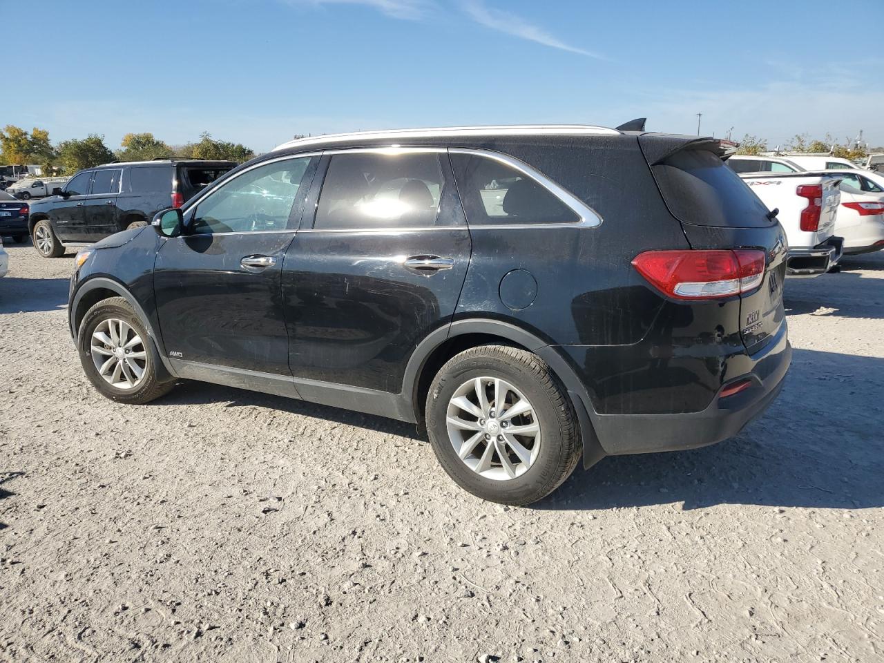 2018 Kia Sorento - Image 2