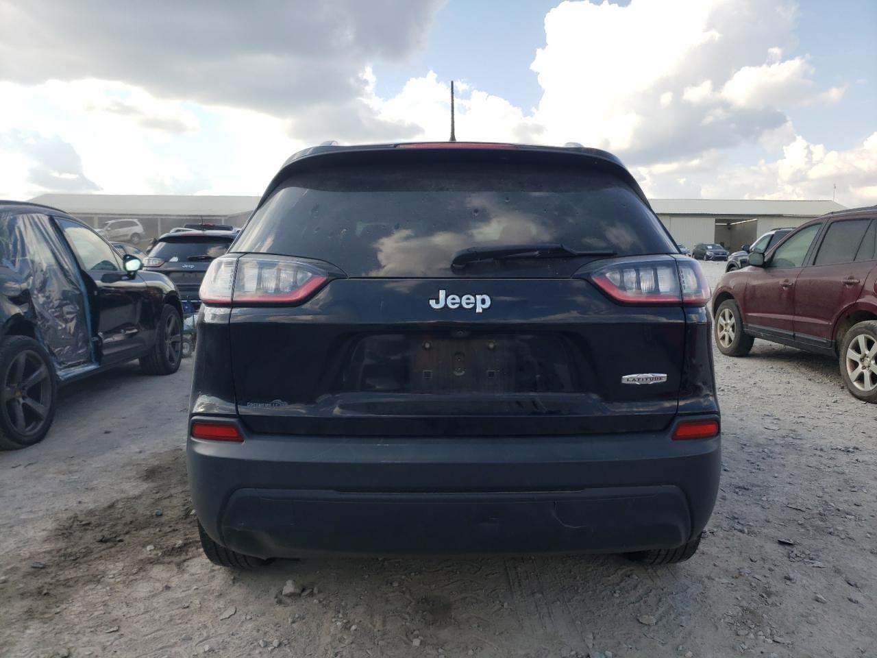 2019 Jeep Cherokee Latitude VIN: 1C4PJLCB9KD206486 Lot: 73796244