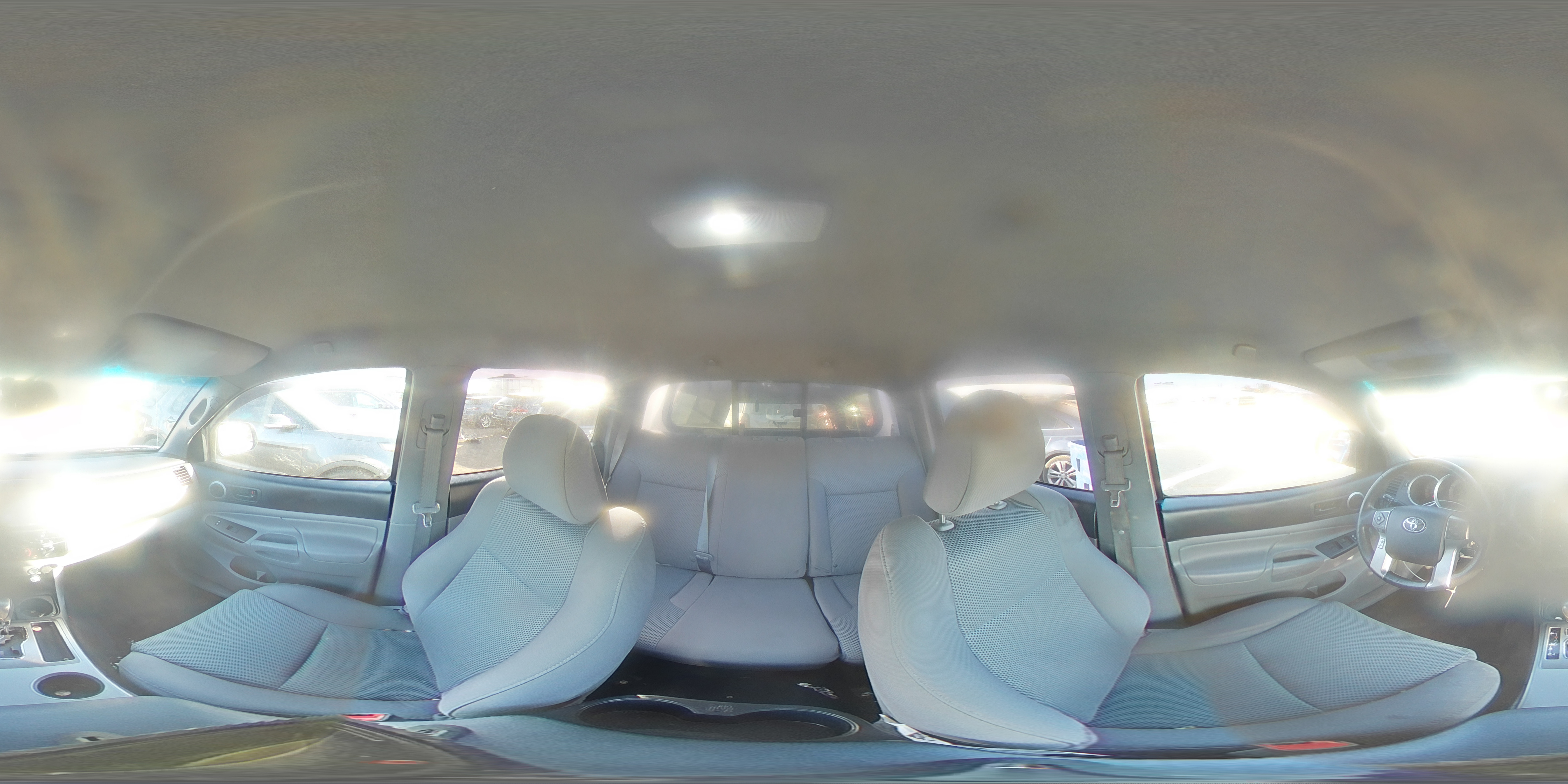 2014 Toyota Tacoma - Image 12