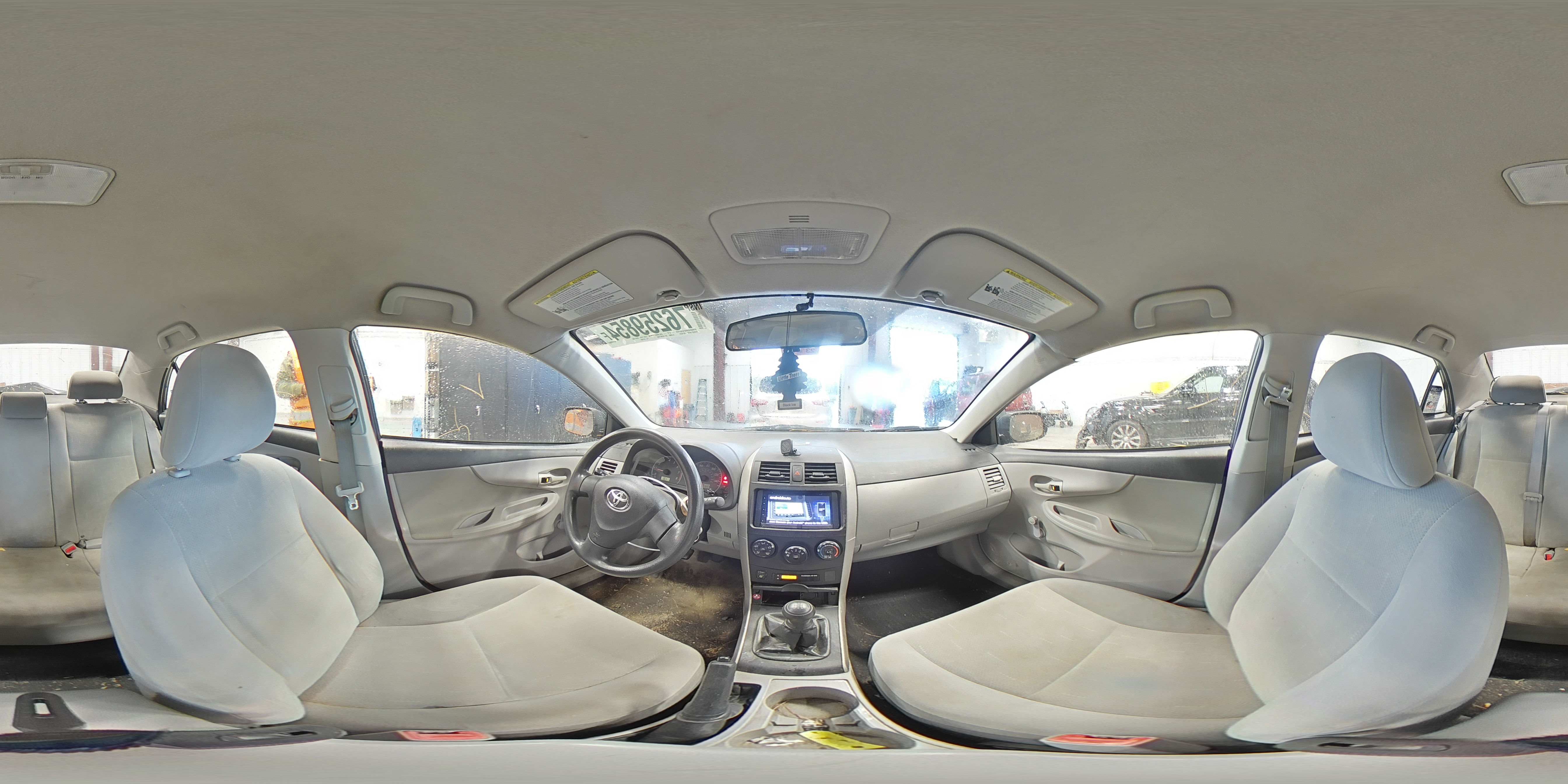 2011 Toyota Corolla - Image 13