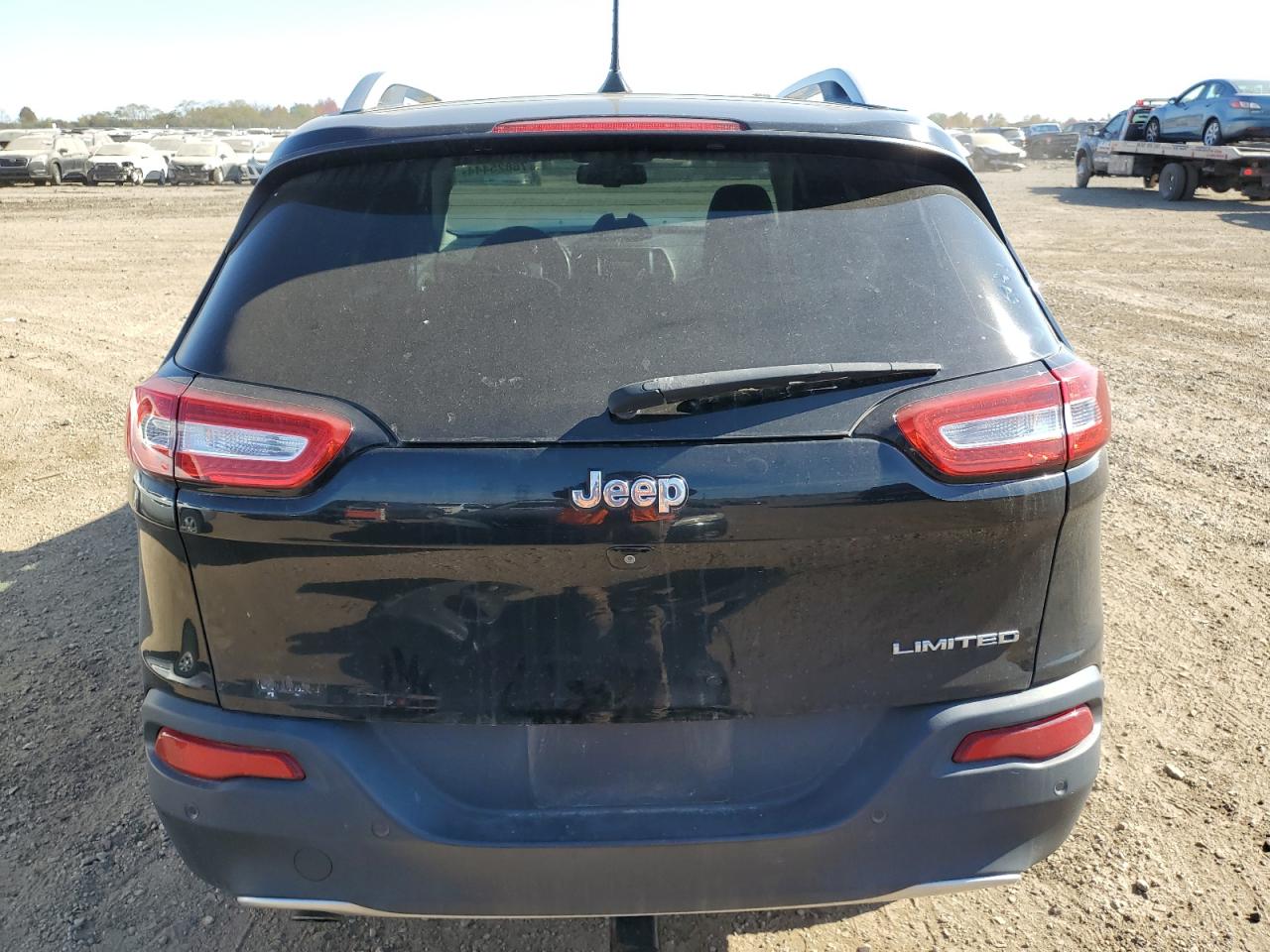 2018 Jeep Cherokee Limited VIN: 1C4PJLDB5JD565931 Lot: 76825444