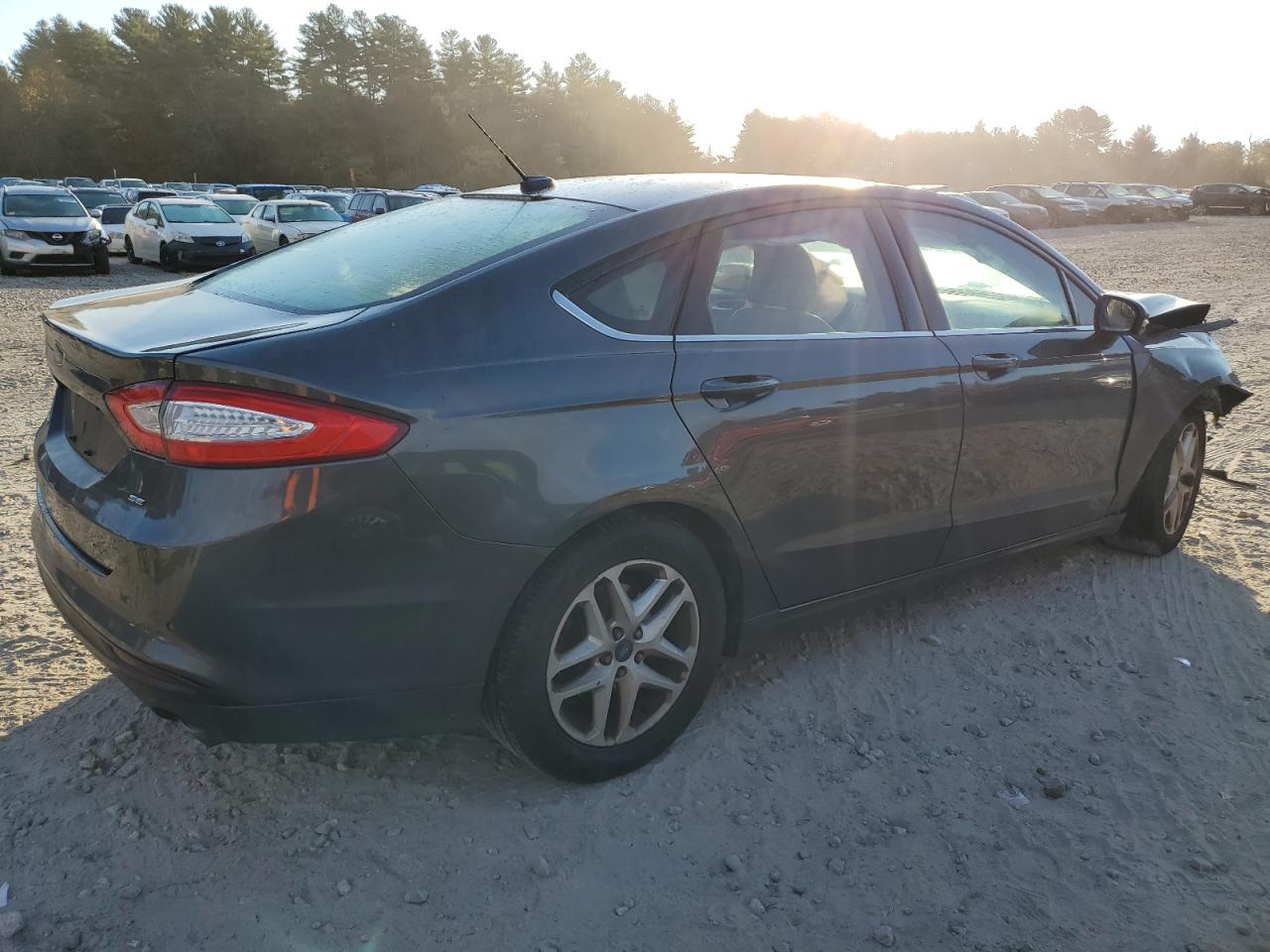 2016 Ford Fusion - Image 3