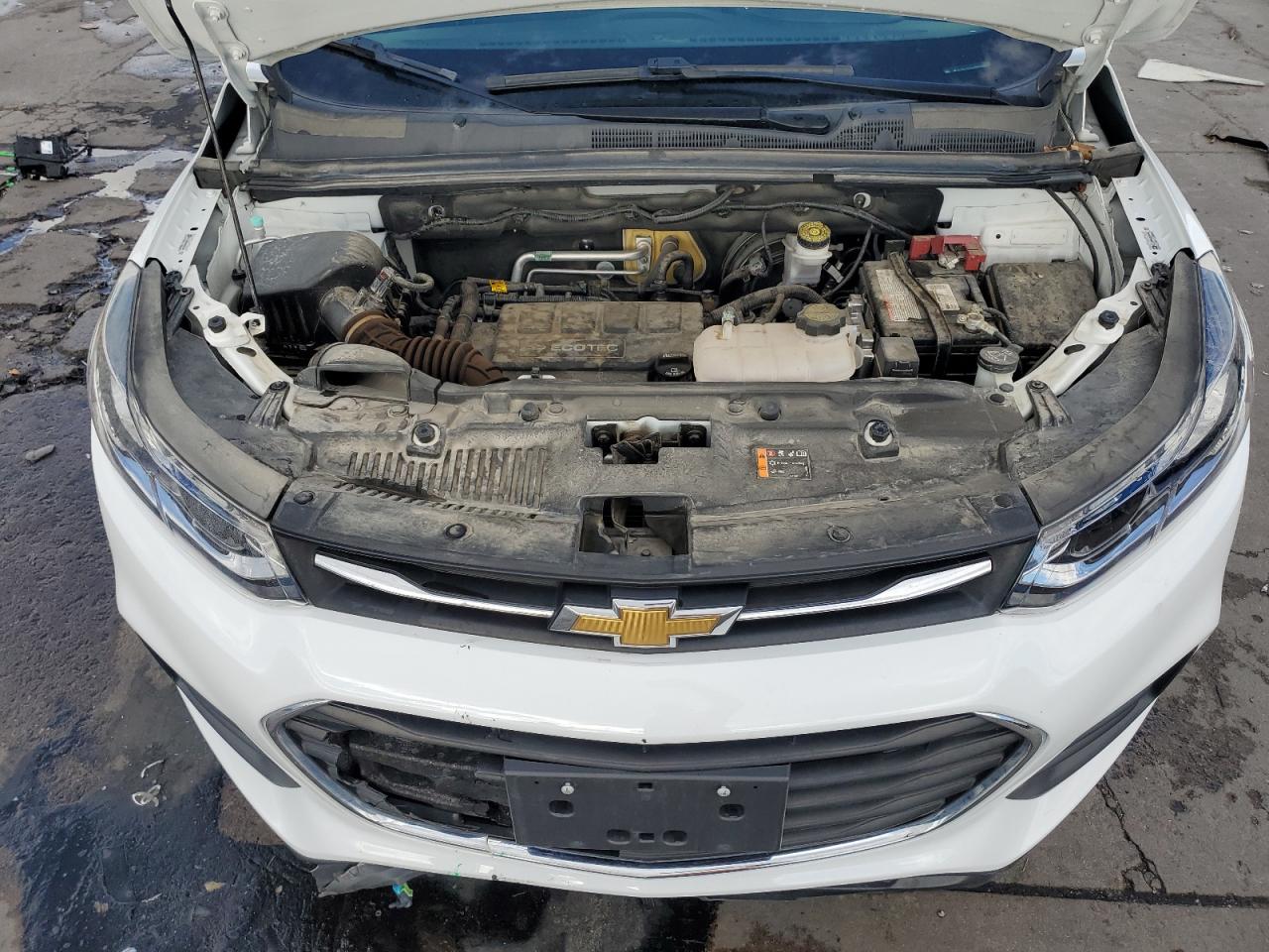 2018 Chevrolet Trax - Image 12
