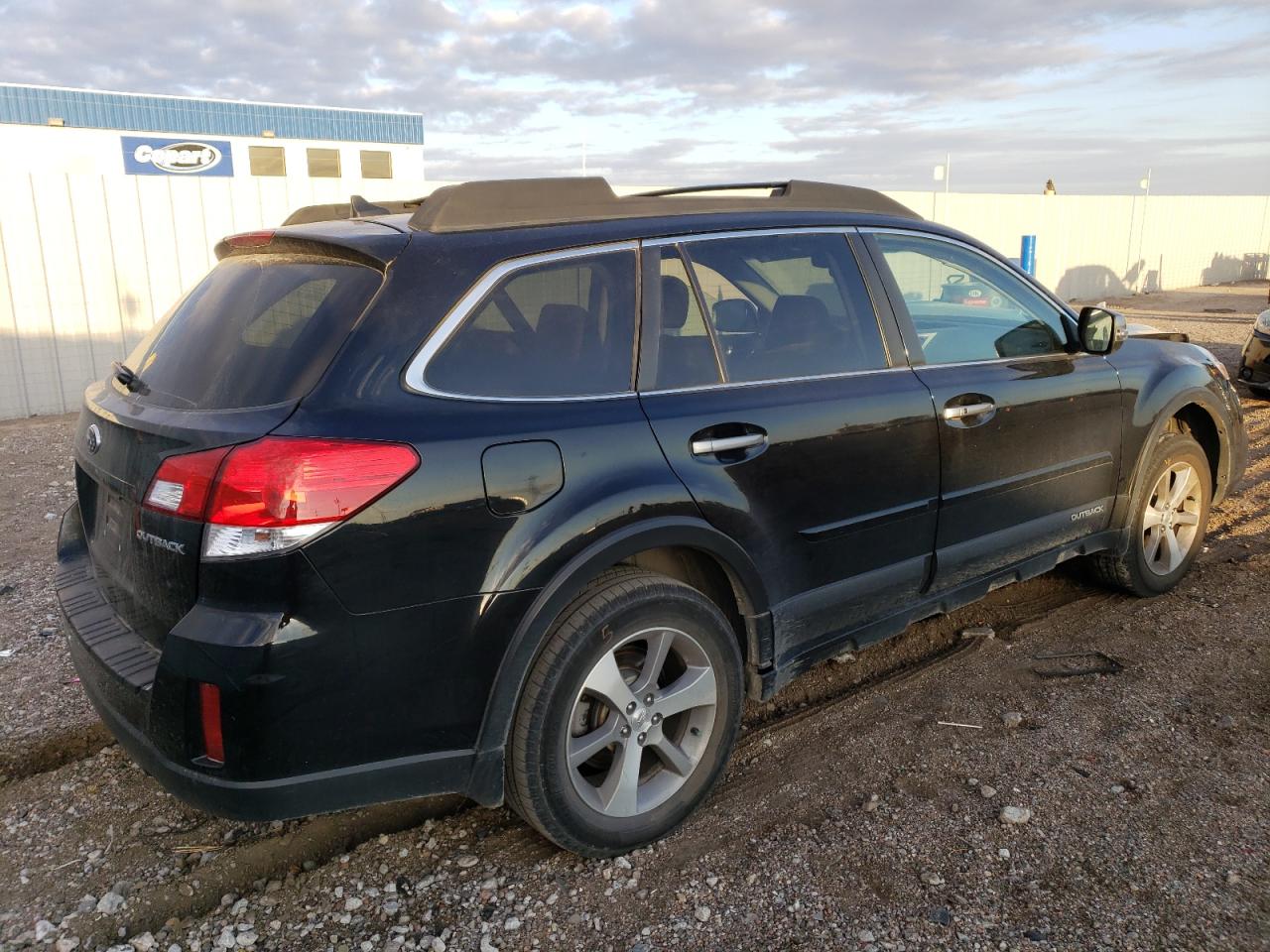 2013 Subaru Outback - Image 3