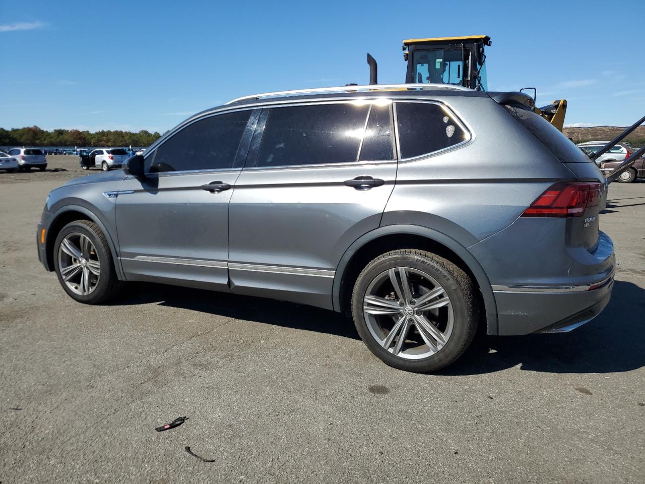 2019 Volkswagen Tiguan - Image 2