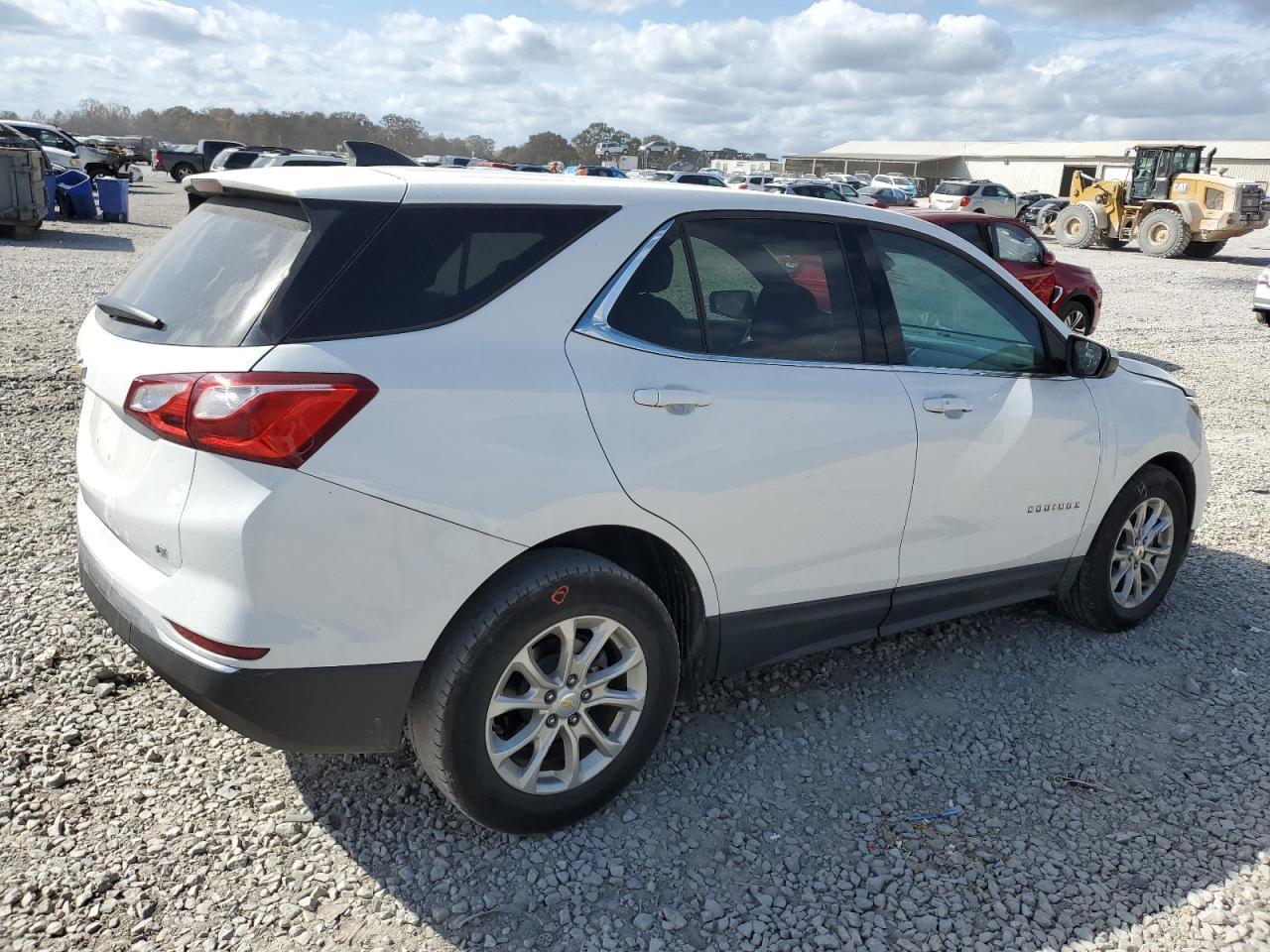 2020 Chevrolet Equinox - Image 3