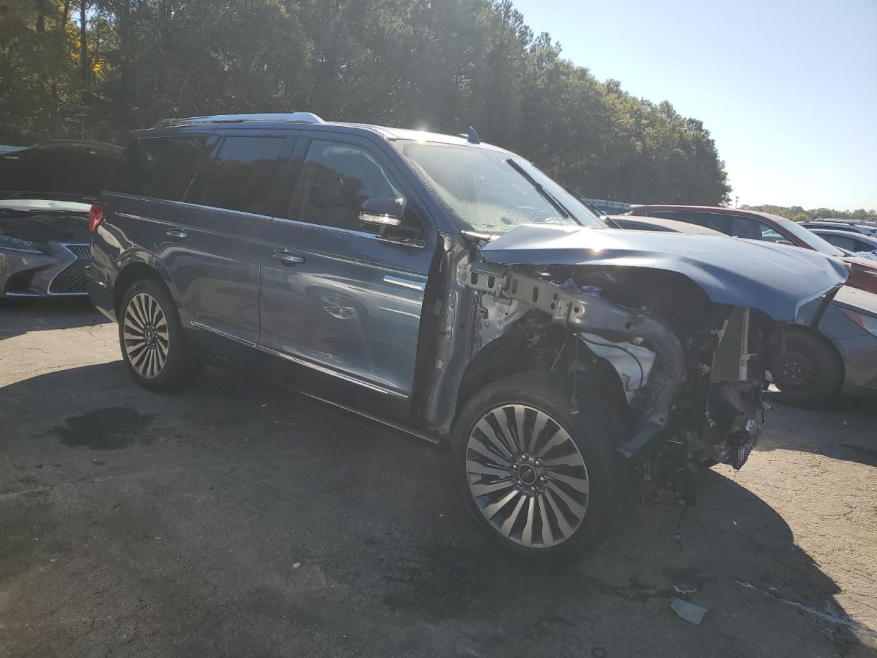 2020 Lincoln Navigator - Image 4