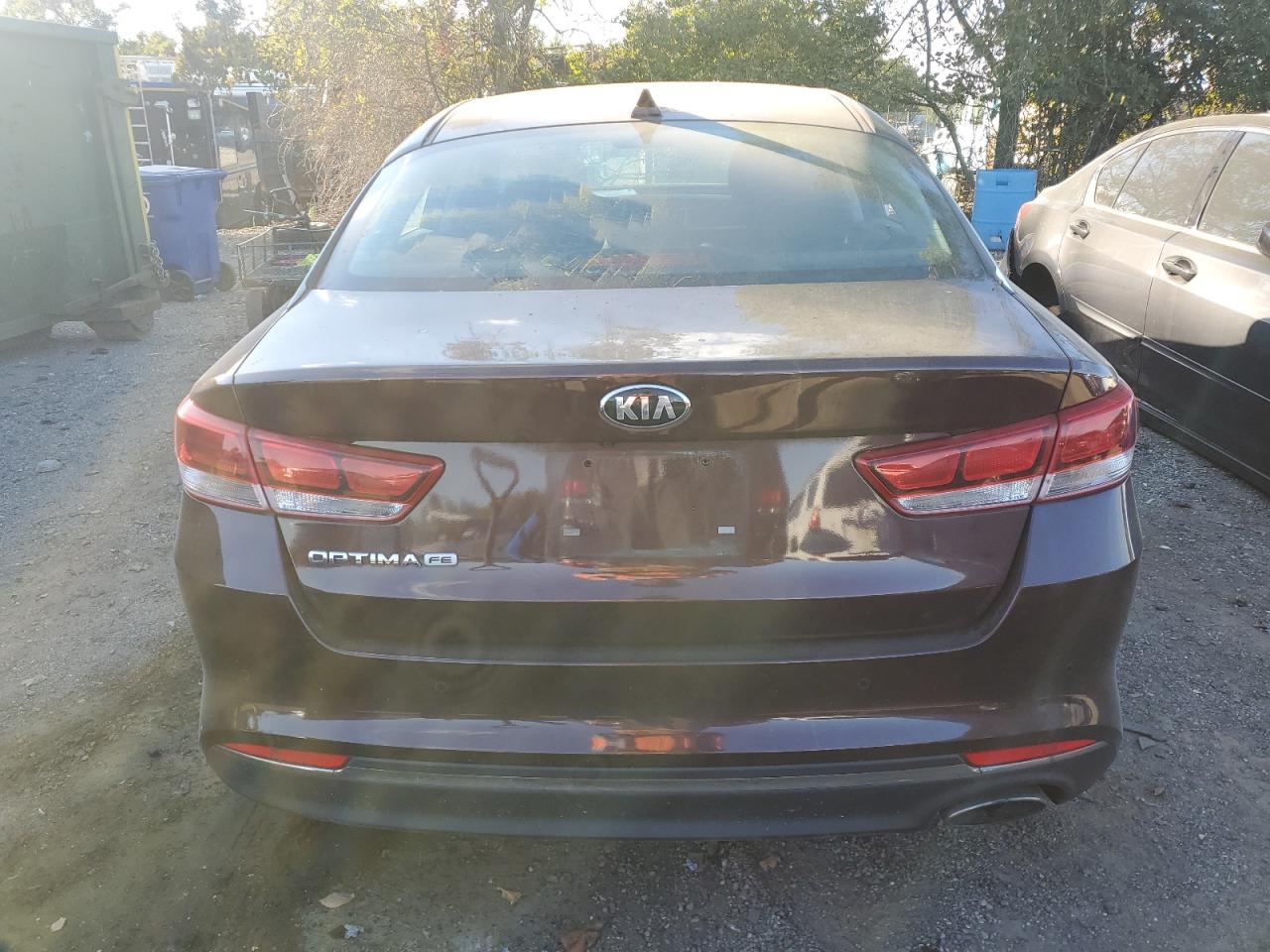 5XXGT4L3XJG221396 2018 Kia Optima Lx