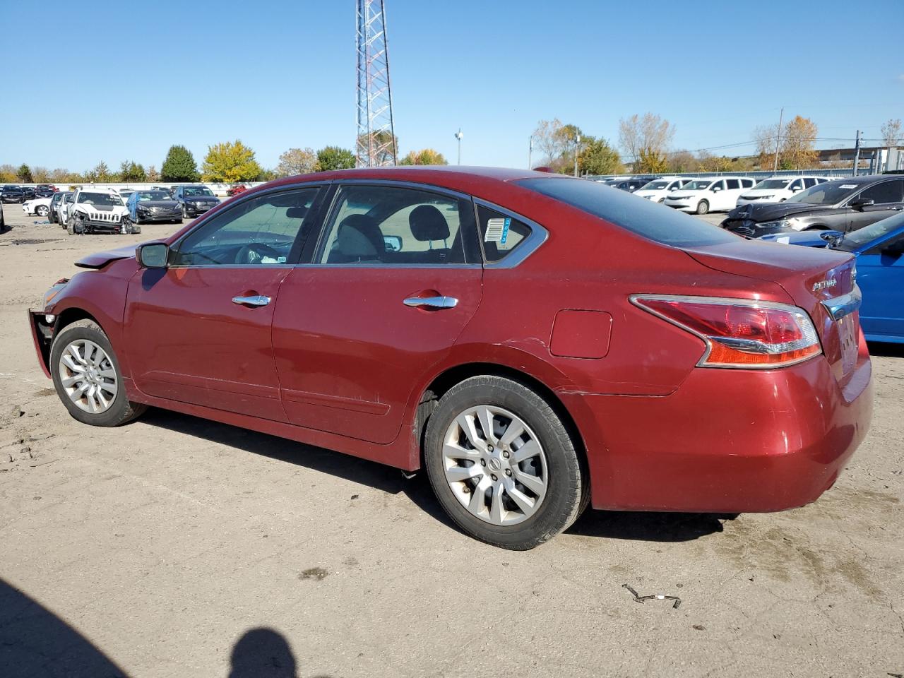 2015 Nissan Altima - Image 2