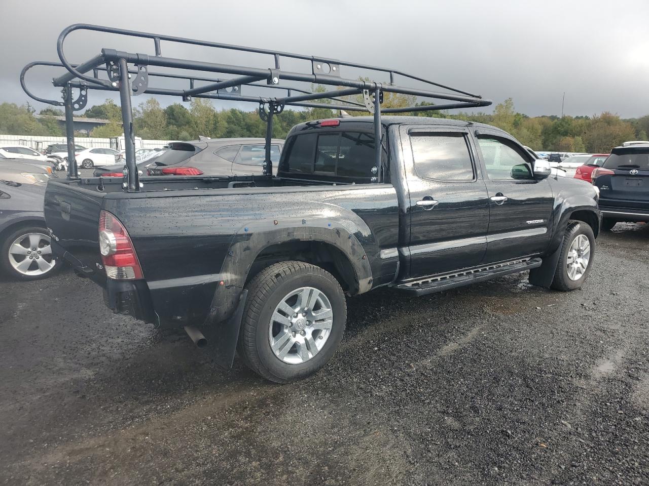 2013 Toyota Tacoma - Image 3
