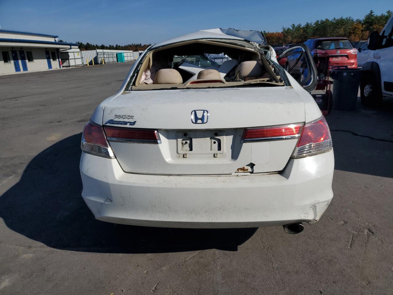 2011 Honda Accord Lxp VIN: 1HGCP2F41BA120533 Lot: 77254074