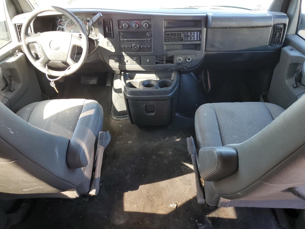 2012 Chevrolet Express - Image 8