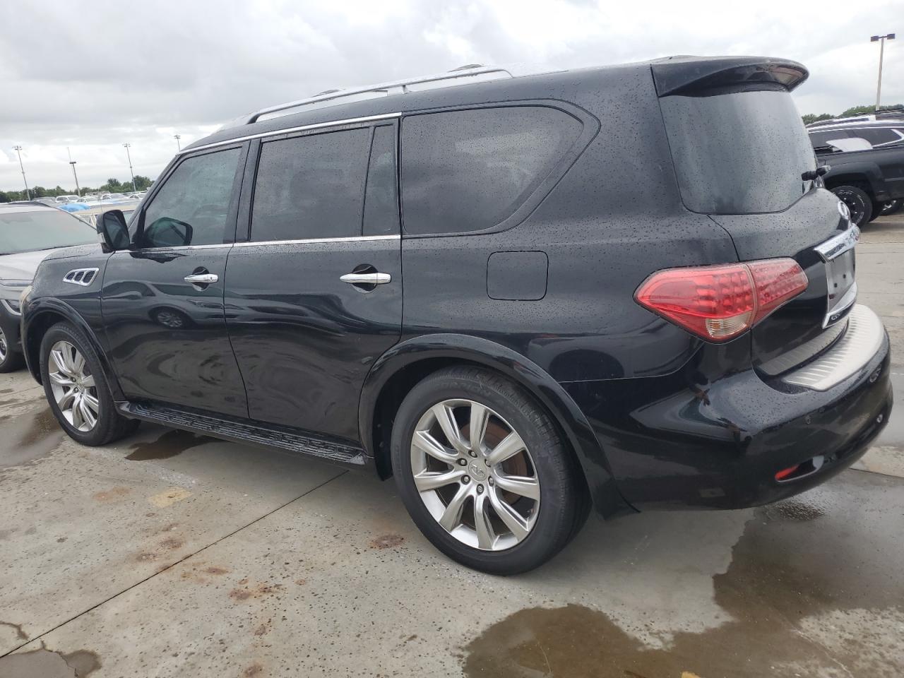 2012 Infiniti QX56 - Image 2