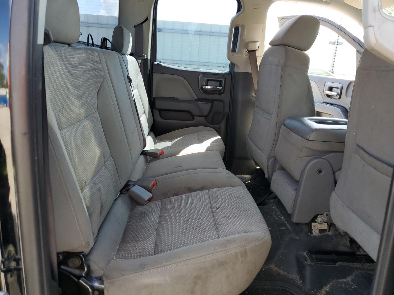 2017 Chevrolet Silverado - Image 10