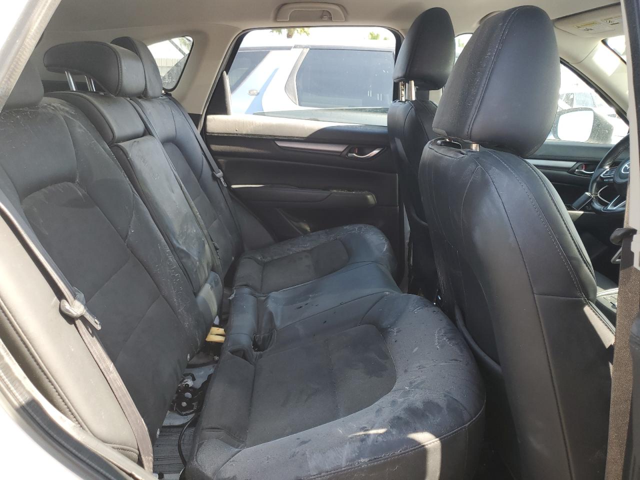 2021 Mazda CX-5 - Image 11