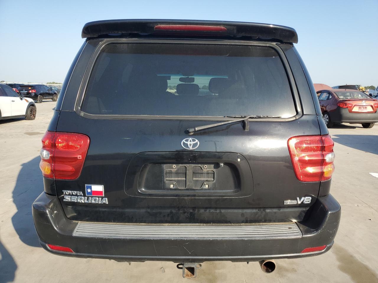 2002 Toyota Sequoia - Image 6