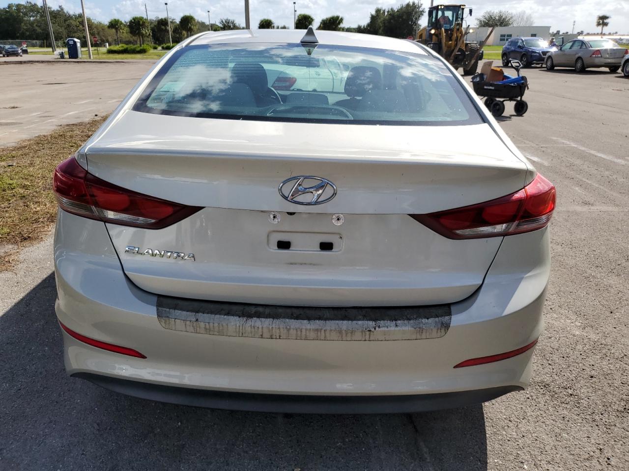 5NPD84LF5HH123213 2017 Hyundai Elantra Se