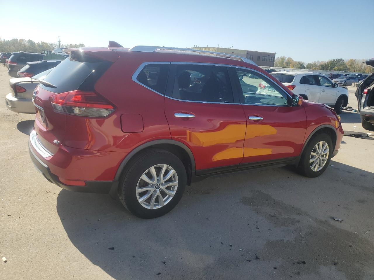 2017 Nissan Rogue - Image 3