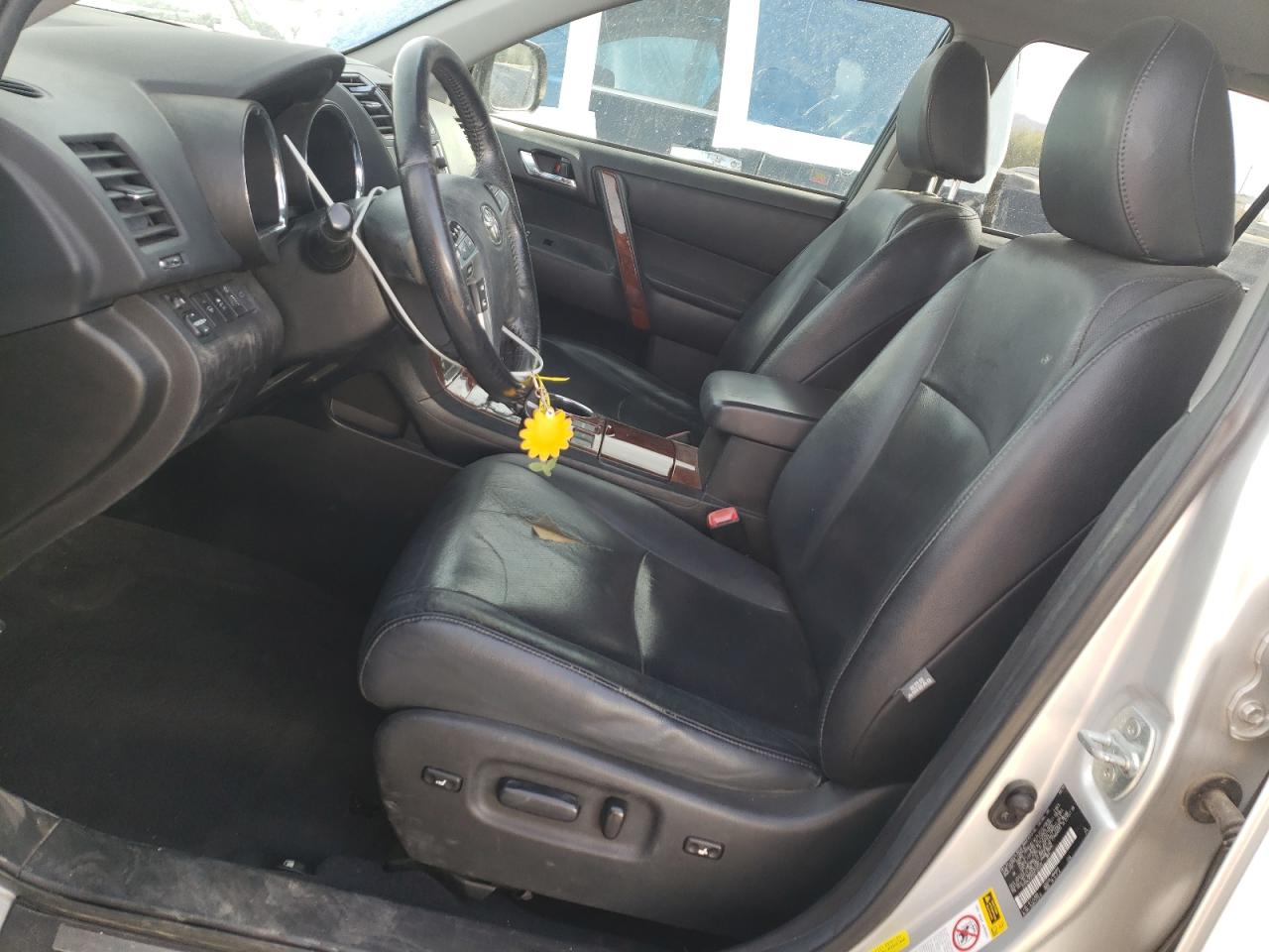 2013 Toyota Highlander - Image 7