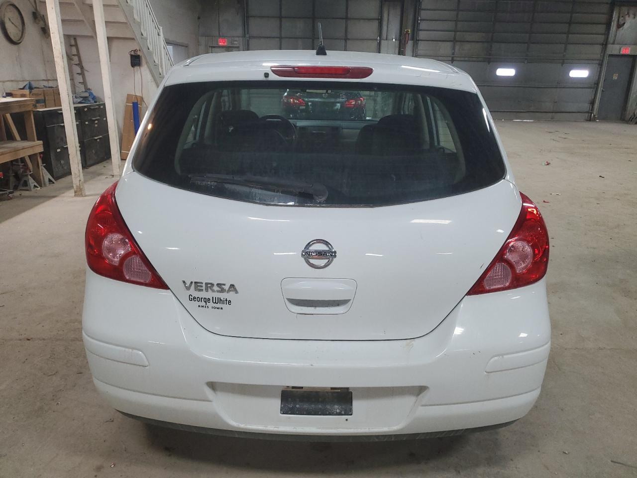 3N1BC1CP8BL447098 2011 Nissan Versa S