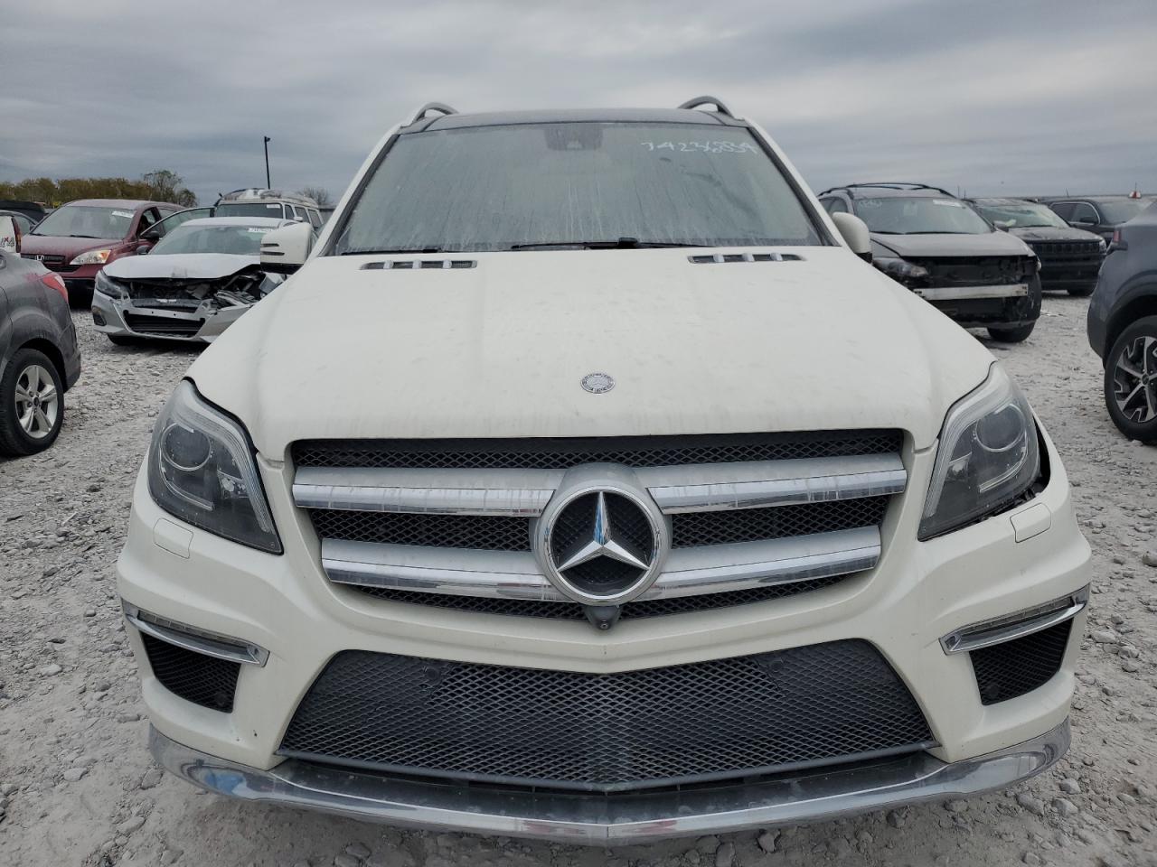 VIN 4JGDF7DE9FA467835 2015 MERCEDES-BENZ GL-CLASS no.5