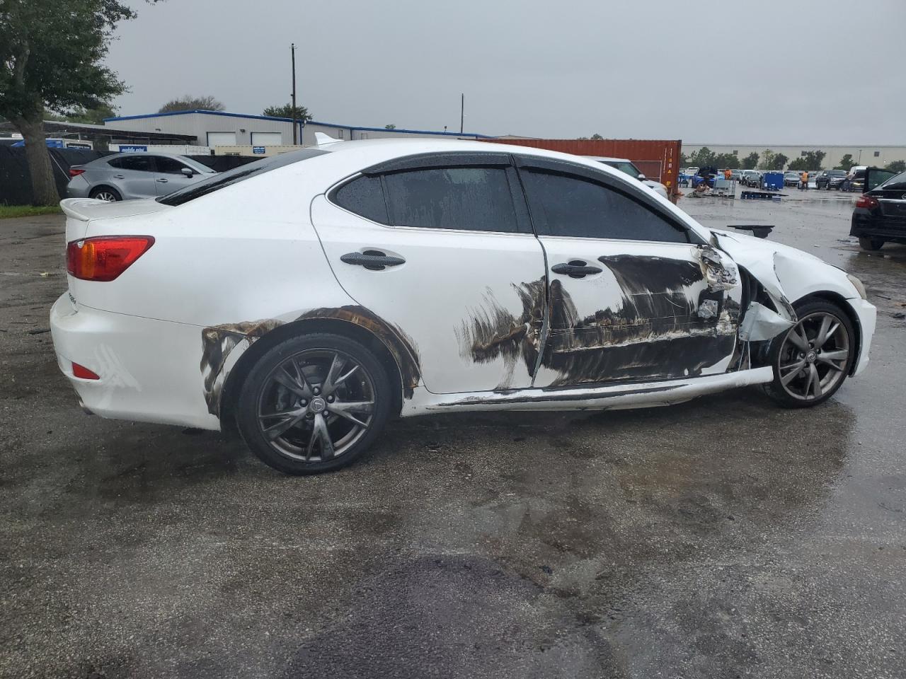 2010 Lexus IS - Image 3