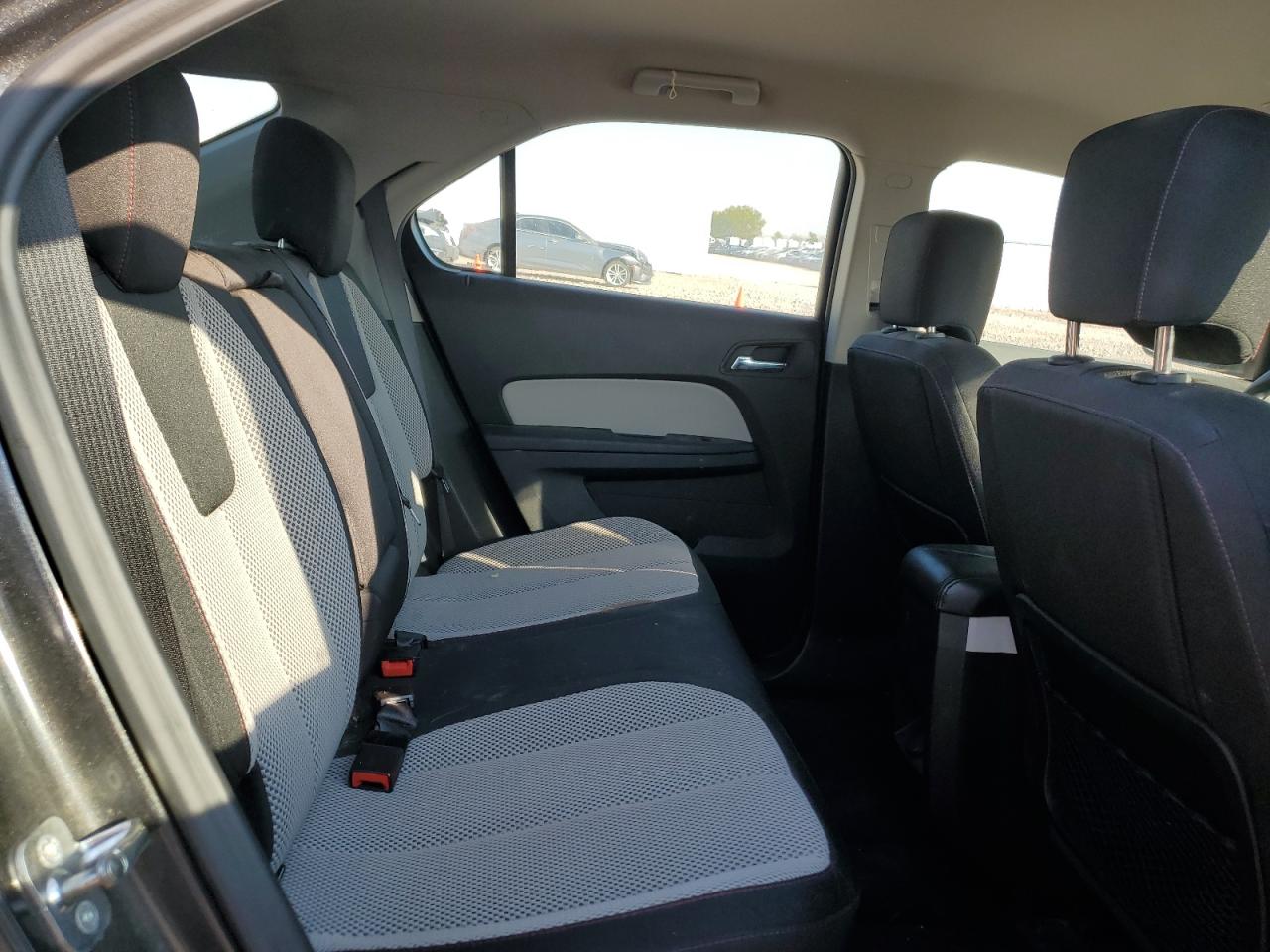 2017 Chevrolet Equinox - Image 11