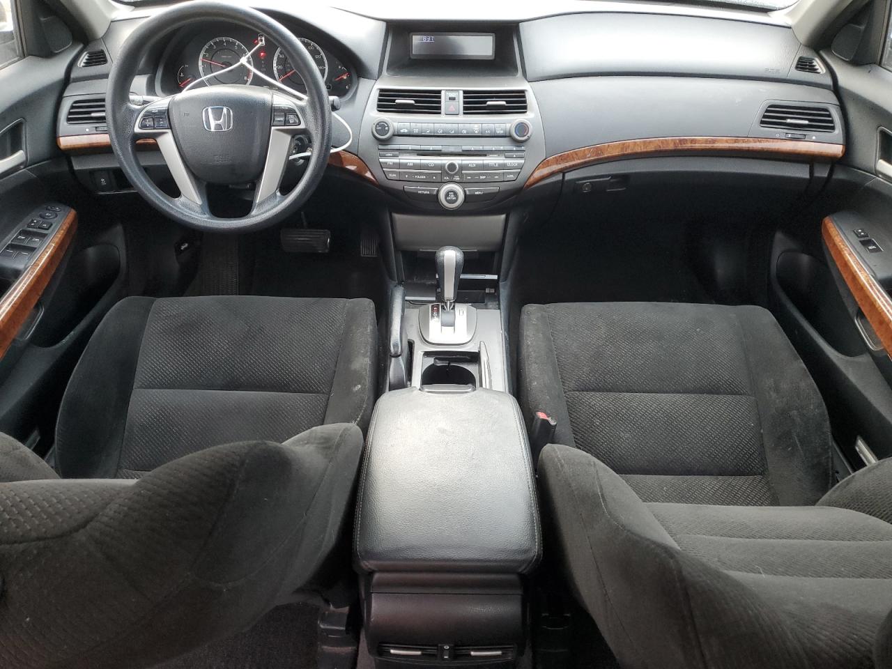 2011 Honda Accord - Image 8