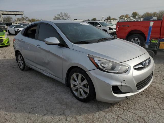  HYUNDAI ACCENT 2013 Серебристый