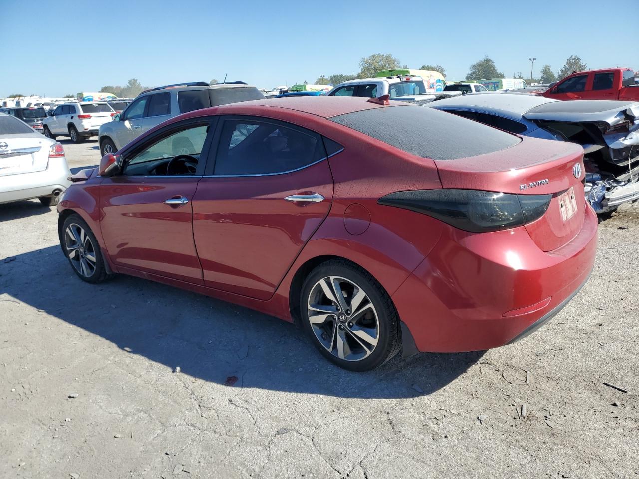 2015 Hyundai Elantra - Image 2