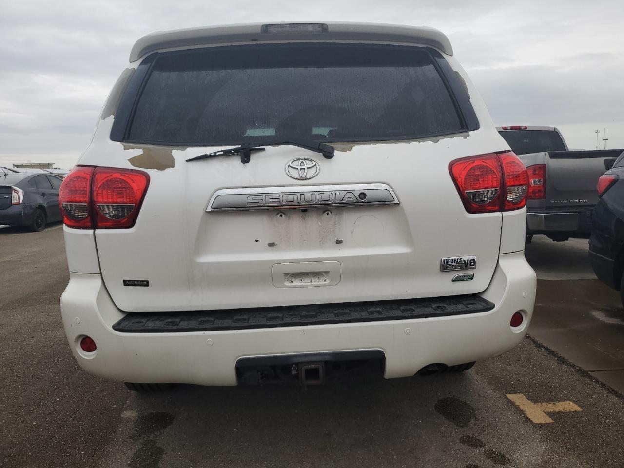 5TDDW5G13GS136884 2016 Toyota Sequoia Platinum