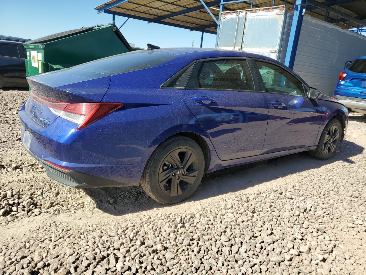2022 Hyundai Elantra - Image 3