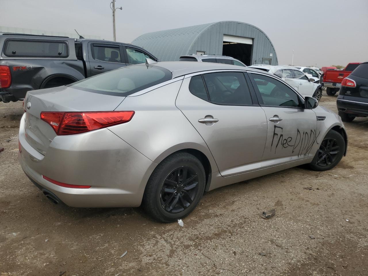 VIN 5XXGM4A76DG249526 2013 KIA OPTIMA no.3