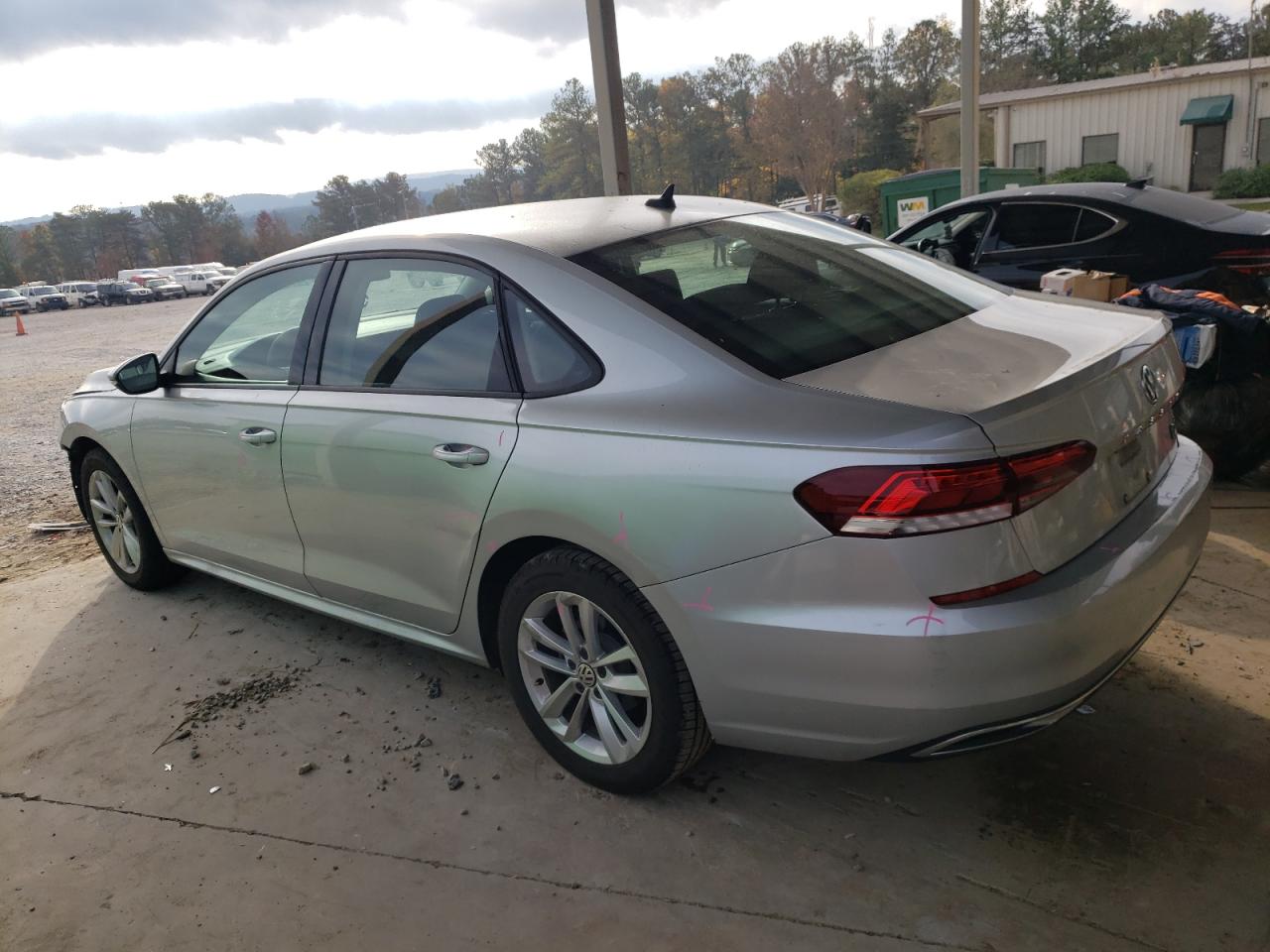 2020 Volkswagen Passat - Image 2