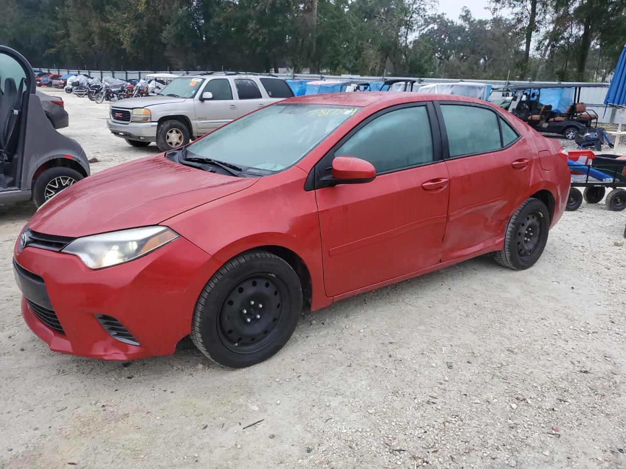 5YFBURHE5GP477055 2016 TOYOTA COROLLA - Image 1