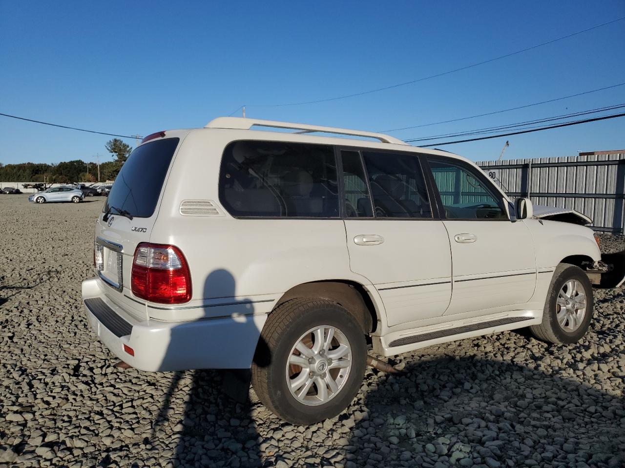 2005 Lexus LX - Image 3