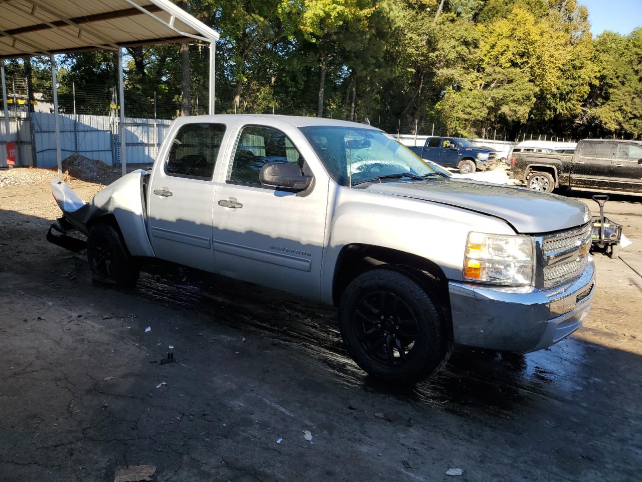 2013 Chevrolet Silverado - Image 4