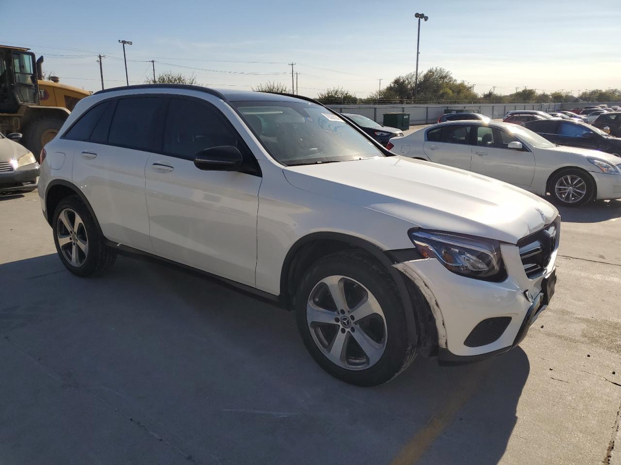 VIN WDC0G4KB2KV171625 2019 MERCEDES-BENZ GLC-CLASS no.4