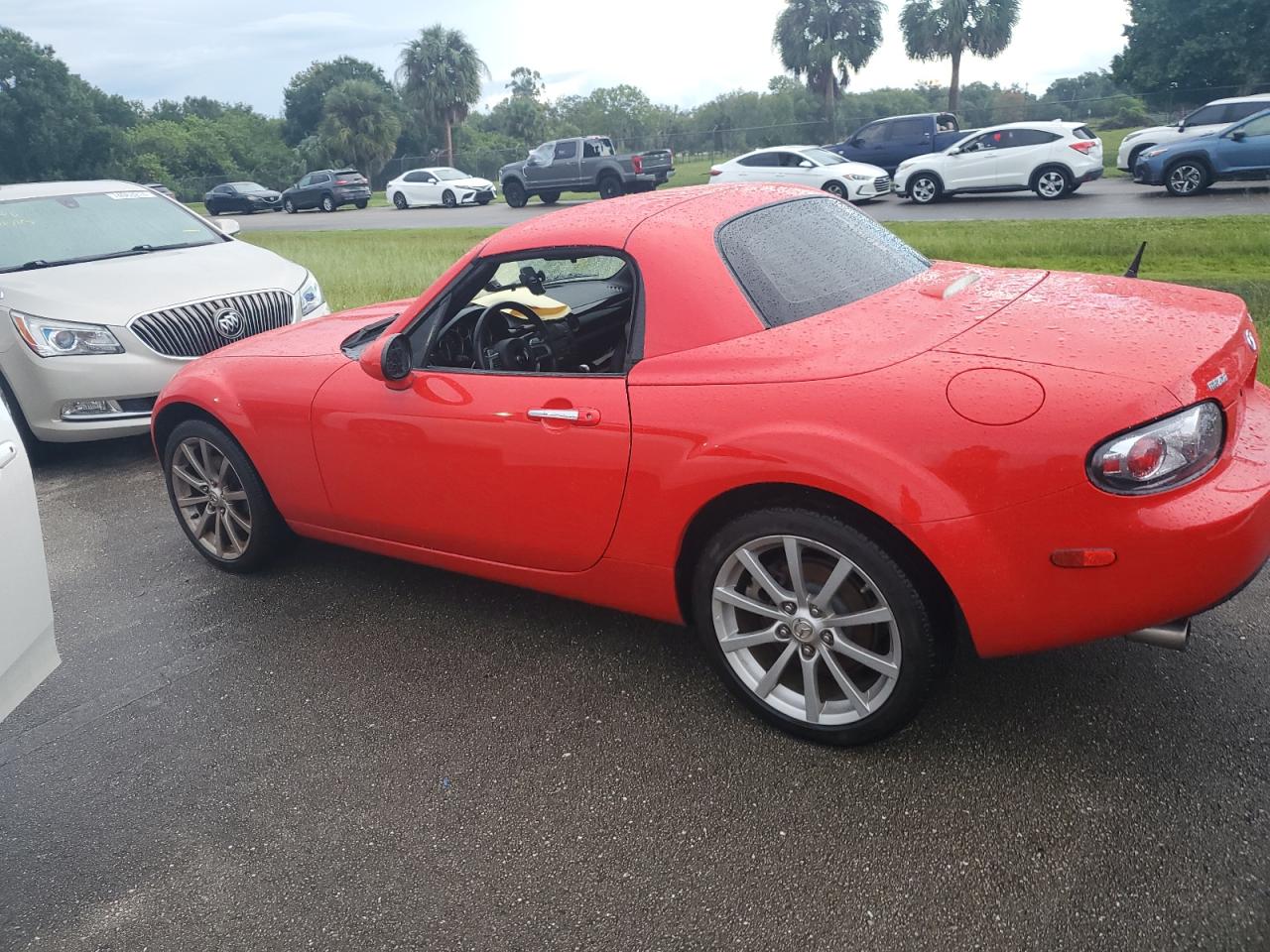 2008 Mazda MX-5 - Image 2