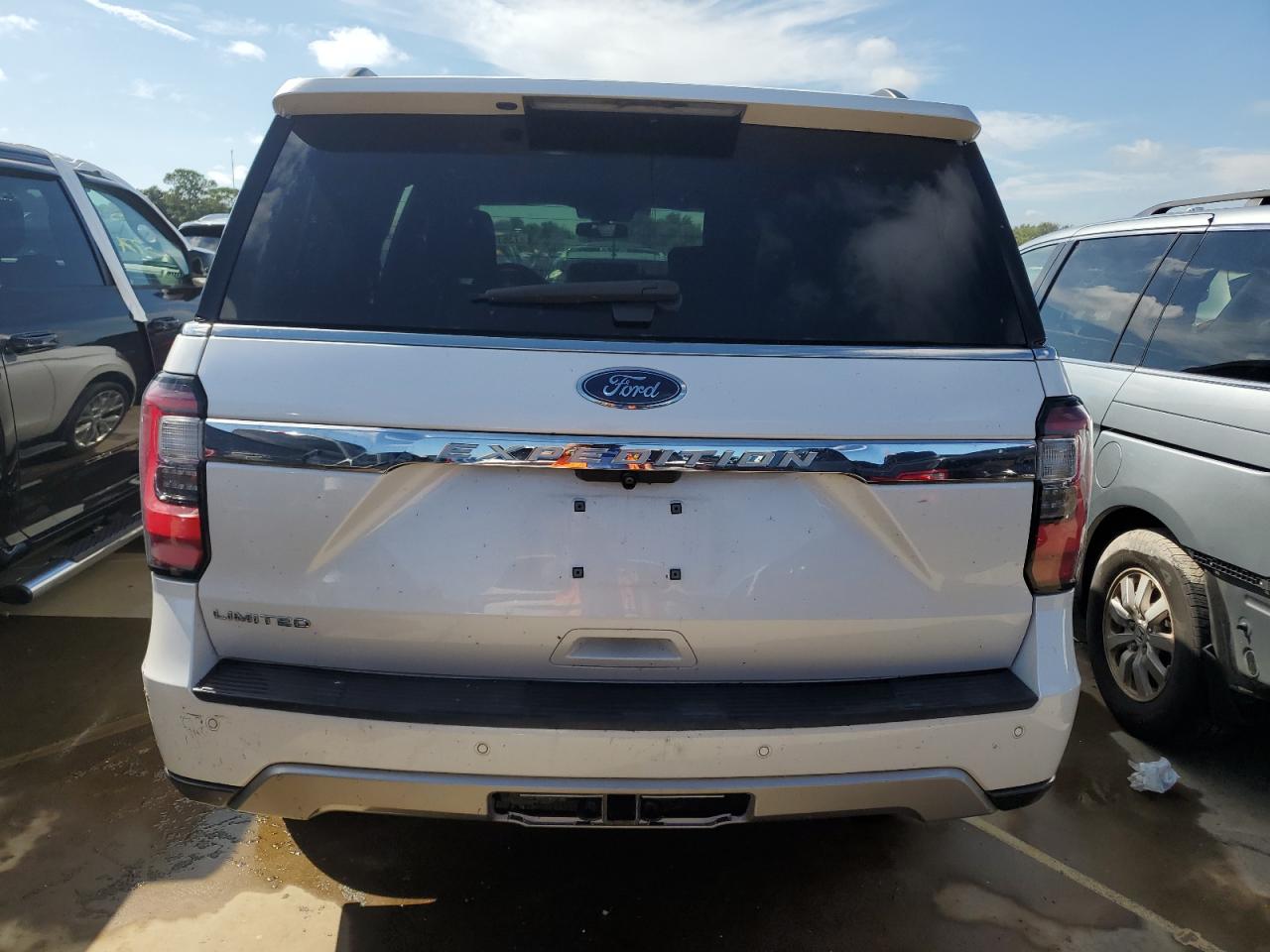 1FMJU2AT3JEA44698 2018 Ford Expedition Limited