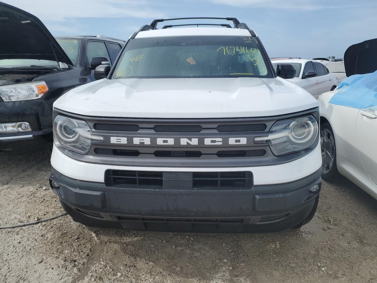 2021 Ford Bronco - Image 5