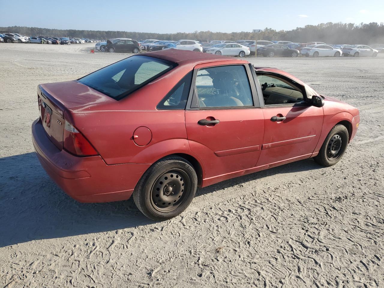 2005 Ford Focus - Image 3
