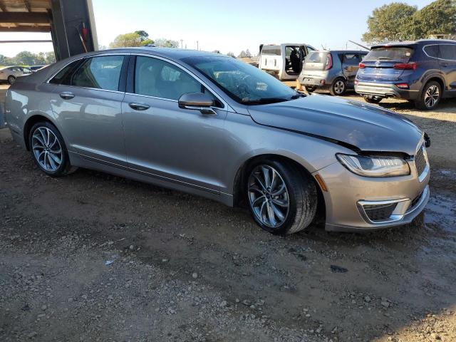  LINCOLN MKZ 2019 Золотой