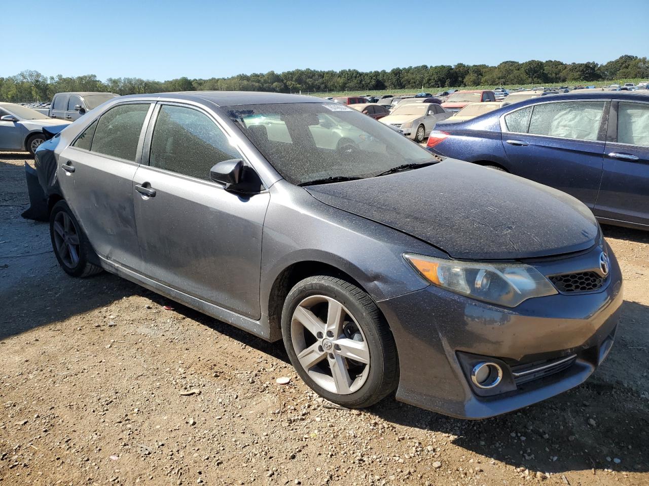 2014 Toyota Camry - Image 4