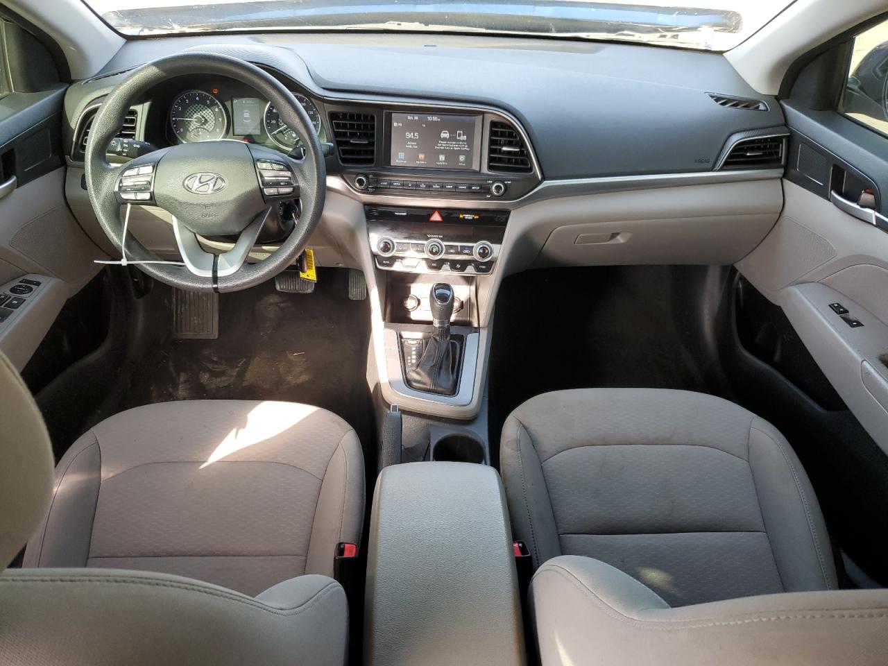 2020 Hyundai Elantra - Image 8