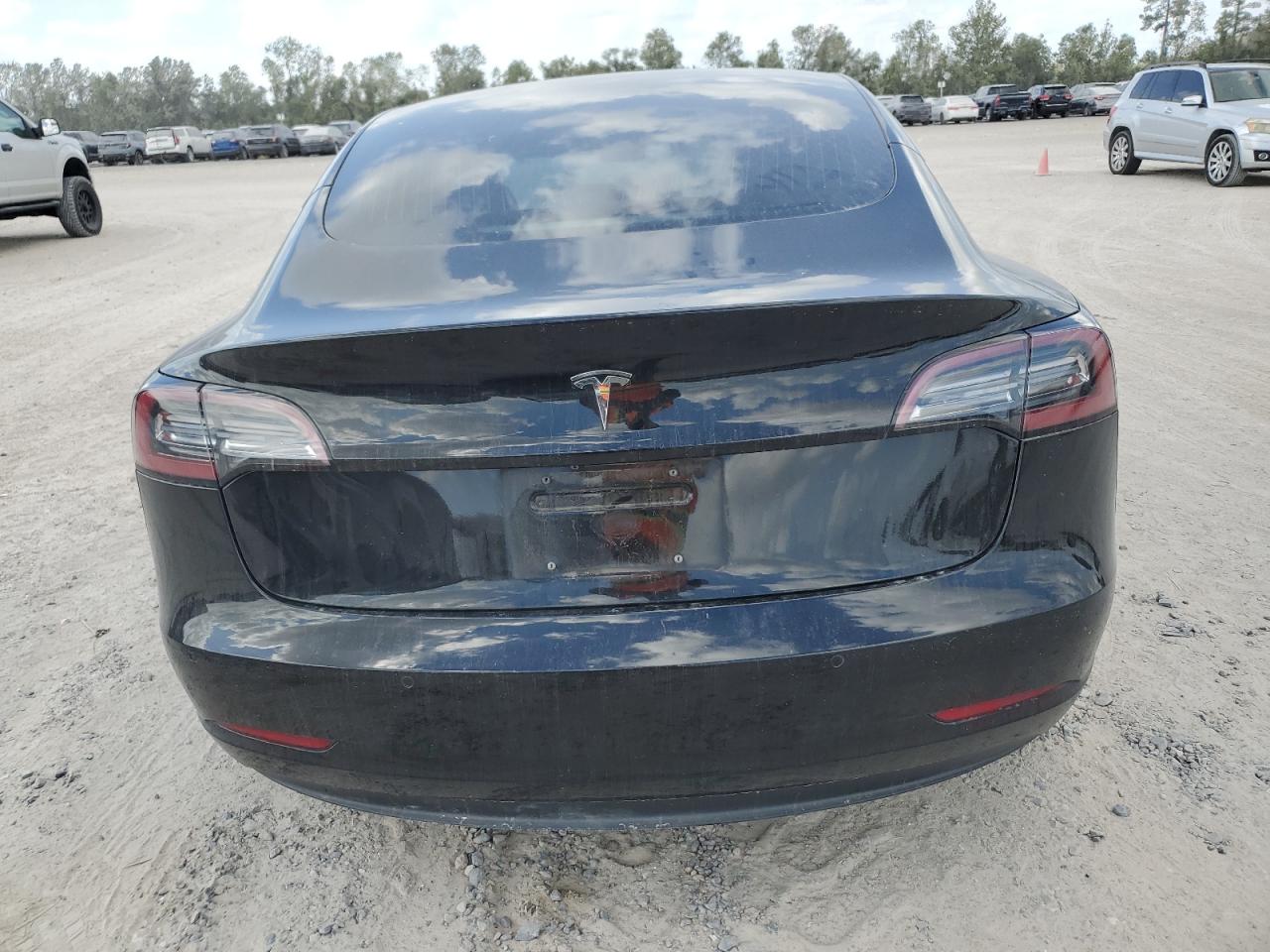 2018 Tesla Model 3 VIN: 5YJ3E1EA4JF122854 Lot: 78535584